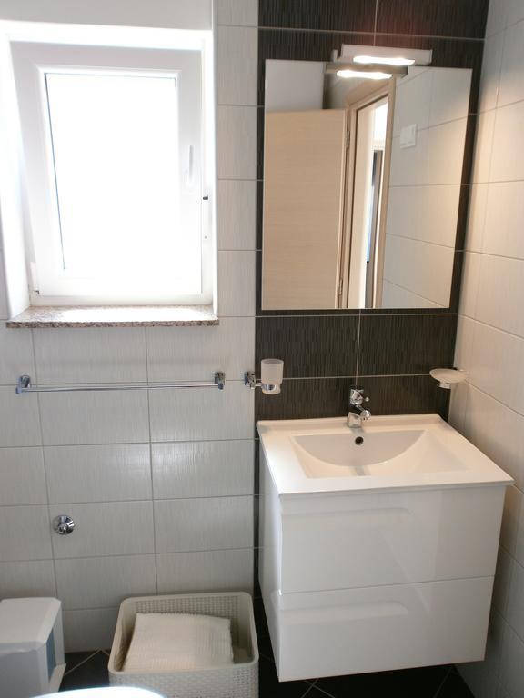 Apartments Bora Liznjan Room photo