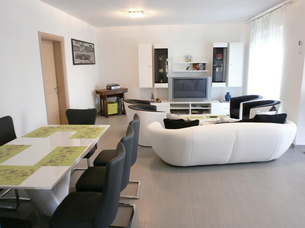 Apartments Bora Liznjan Room photo